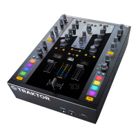 Native Instruments Traktor Kontrol Z2