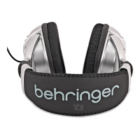 Behringer HPS 3000
