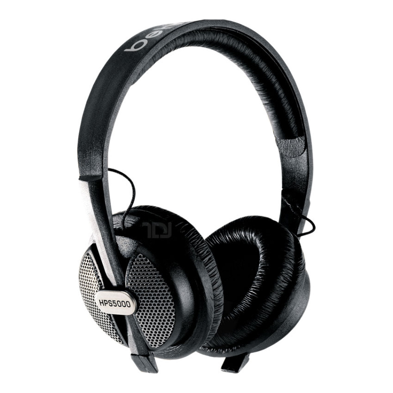 Behringer HPS 5000